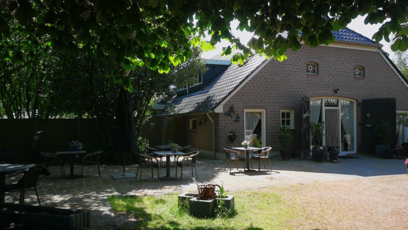 Bij Aquamarijn Bed & Breakfast Stieltjeskanaal Ngoại thất bức ảnh